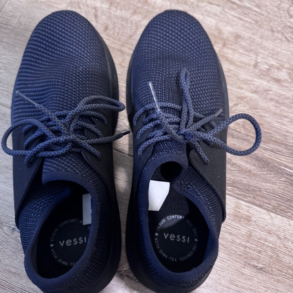 Shoes - Picture 2 of 2